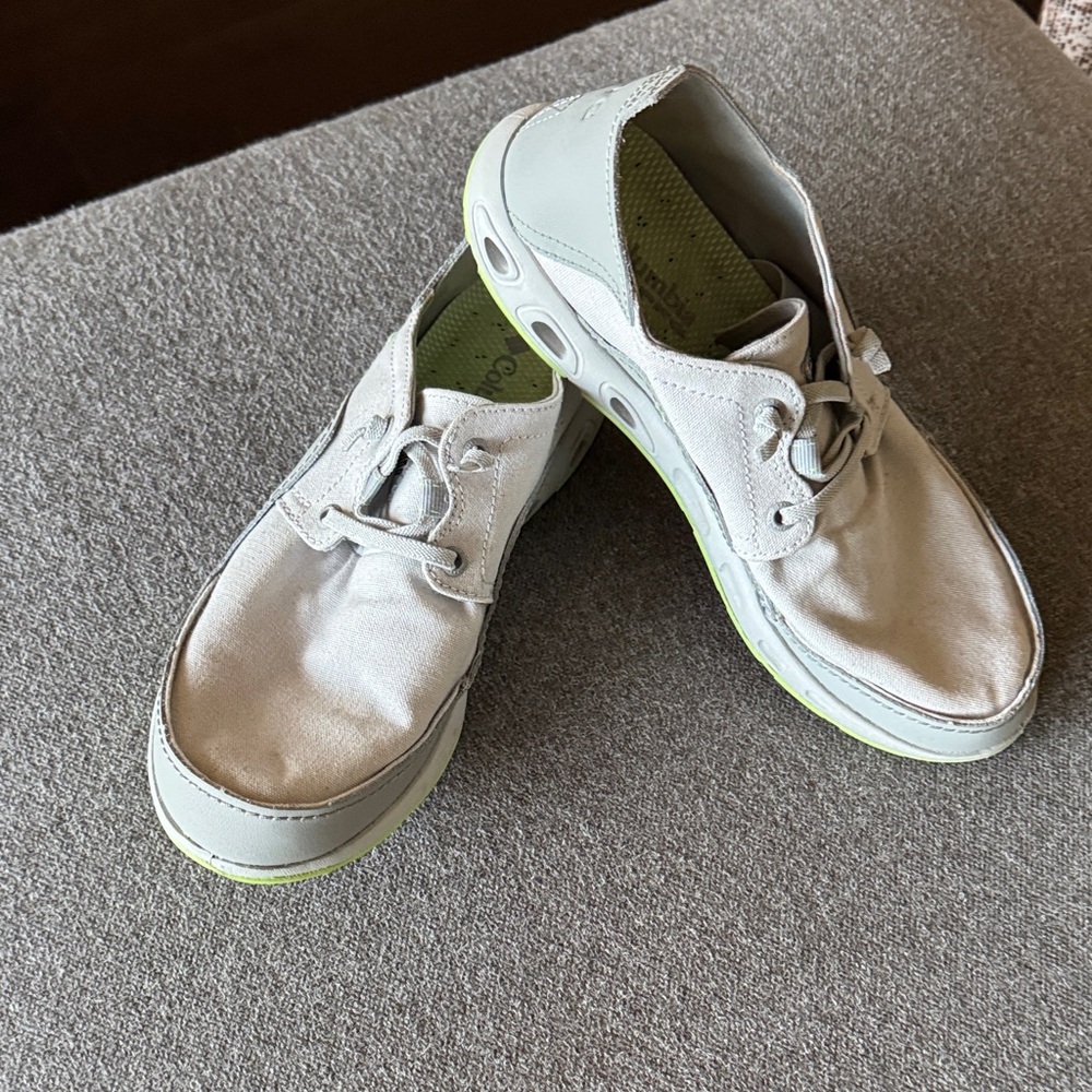 Columbia Light Gray Canvas Slip on Shoes - Picture 11 of 11